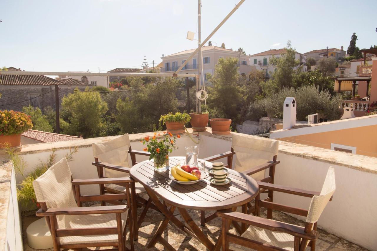 1861 Mansion Spetses Villa Dış mekan fotoğraf